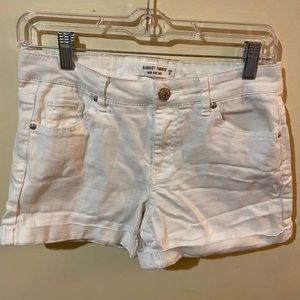 Womens Almost Famous Shorts (White)